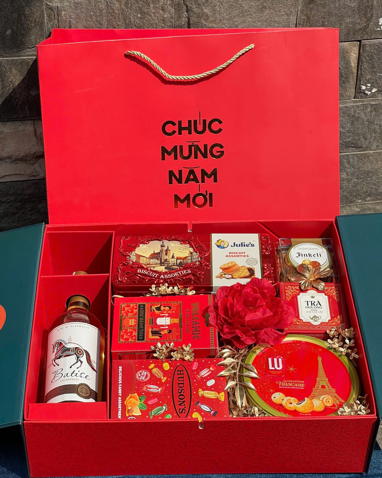 972 Chiến Mã Song Hành