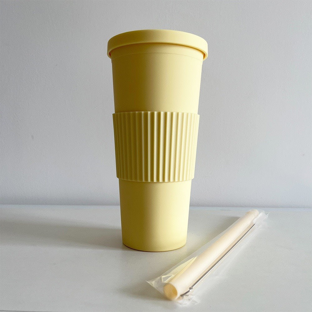 Cốc nhựa có quai silicone