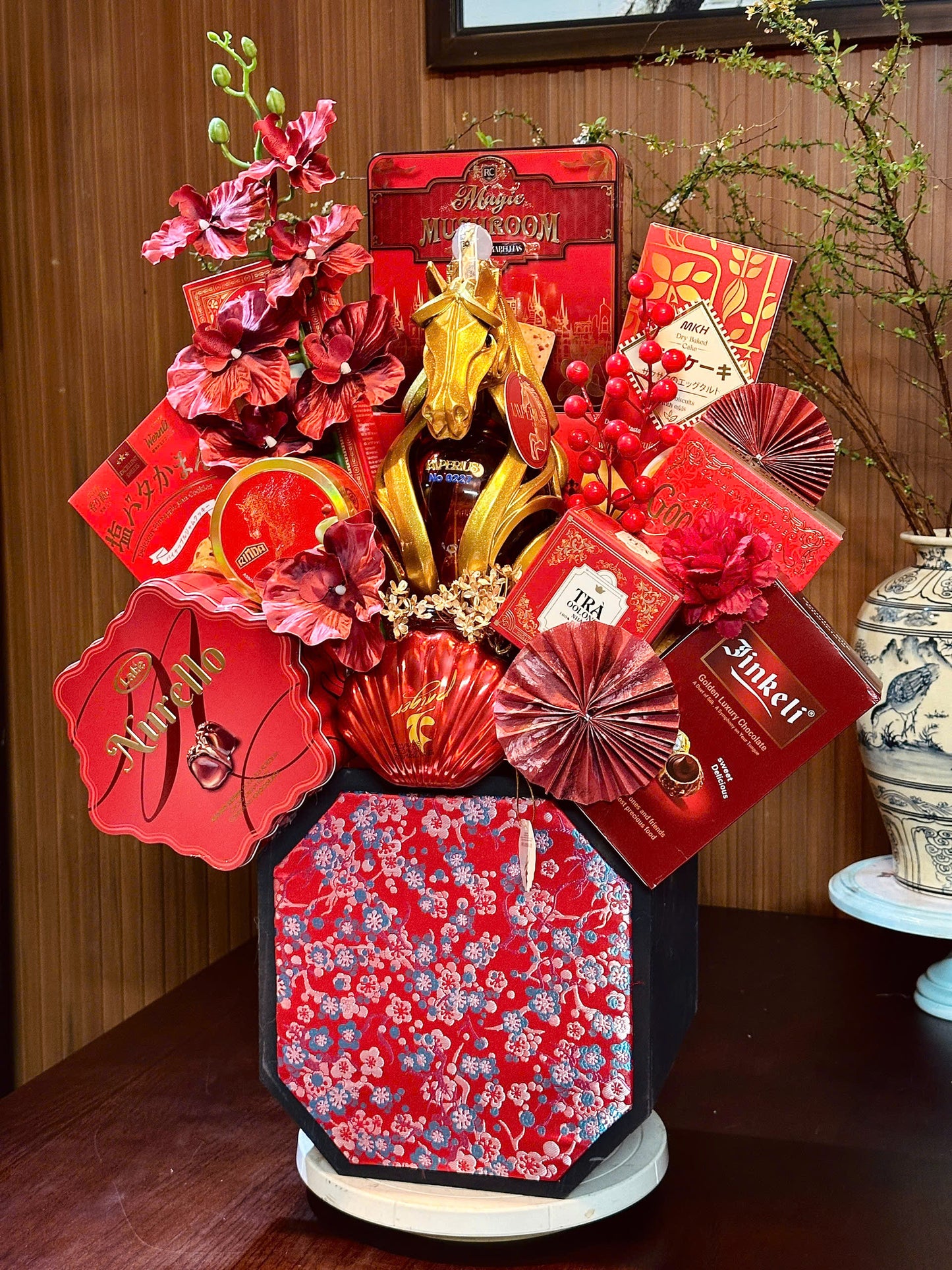 CHIẾN MÃ HOÀNG KIM [ MÃ 02