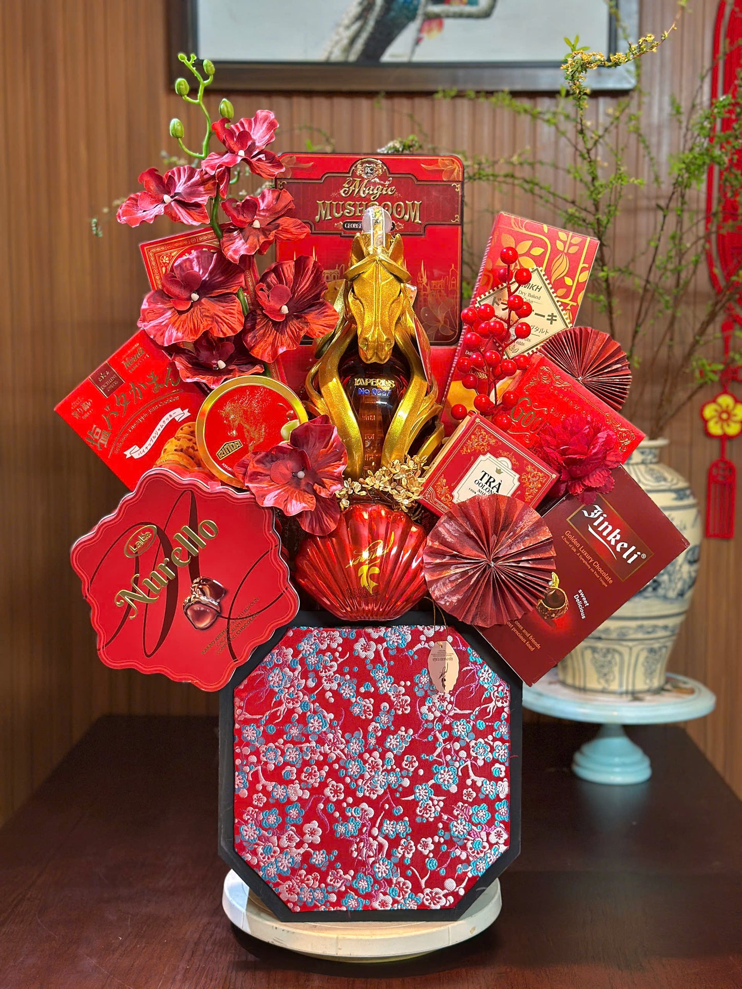 CHIẾN MÃ HOÀNG KIM [ MÃ 02