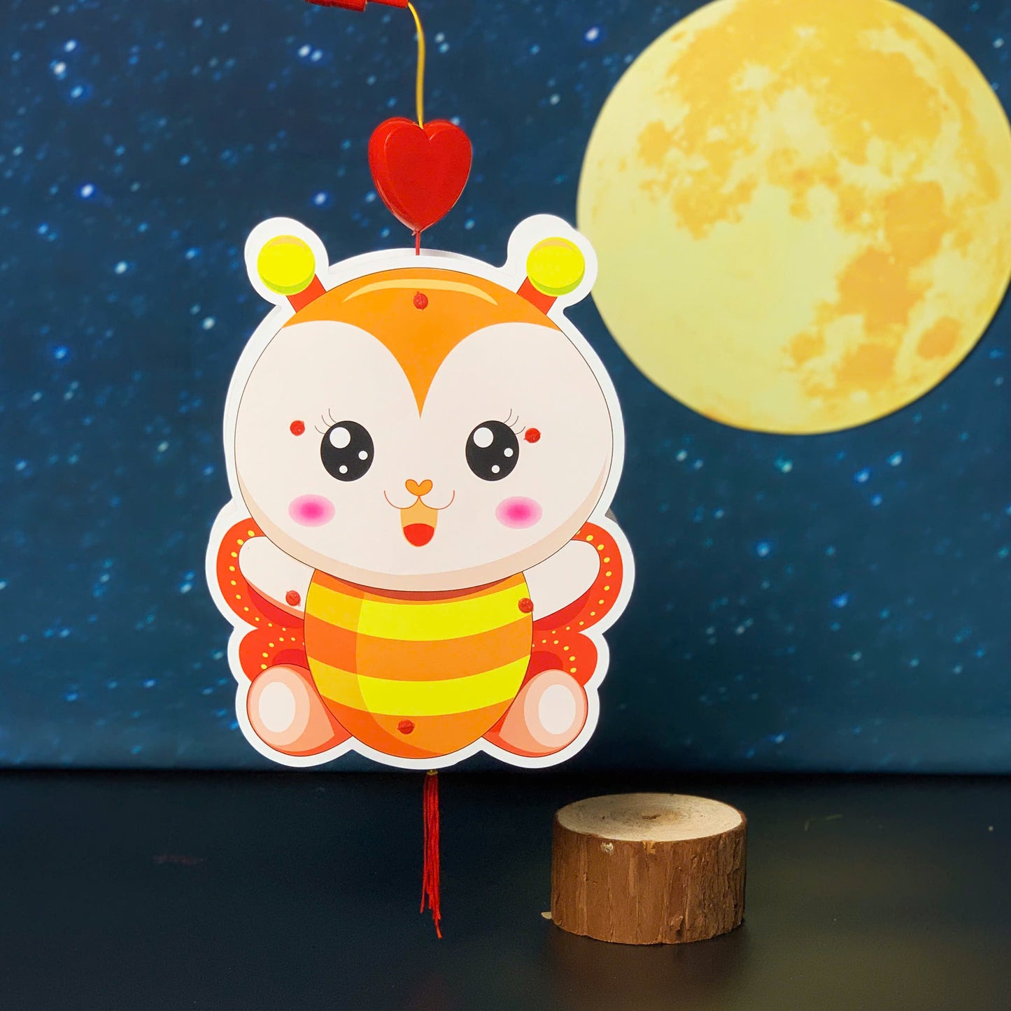 Lồng đèn trung thu có sẵn 2025