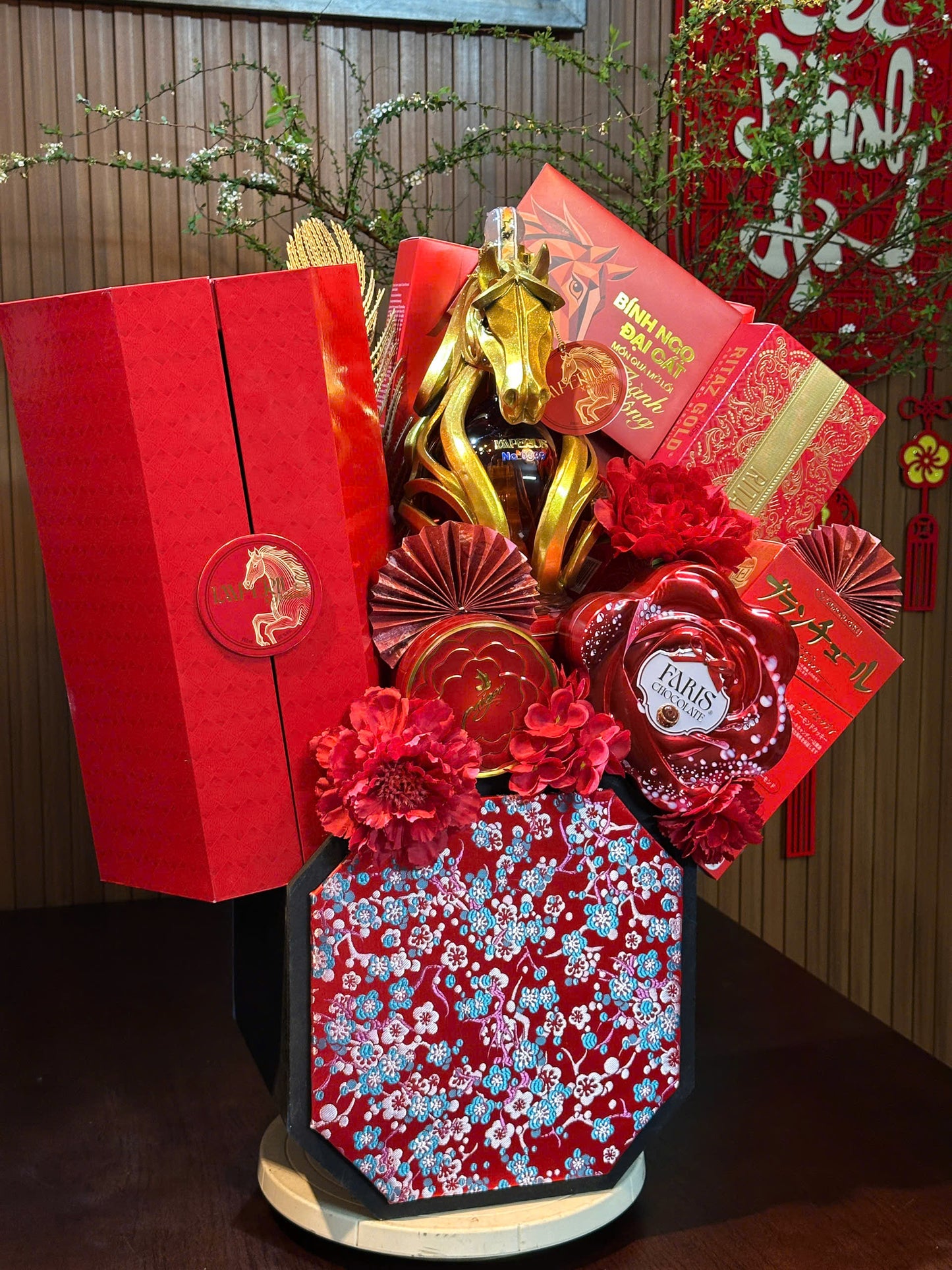 CHIẾN MÃ HOÀNG KIM MÃ 03