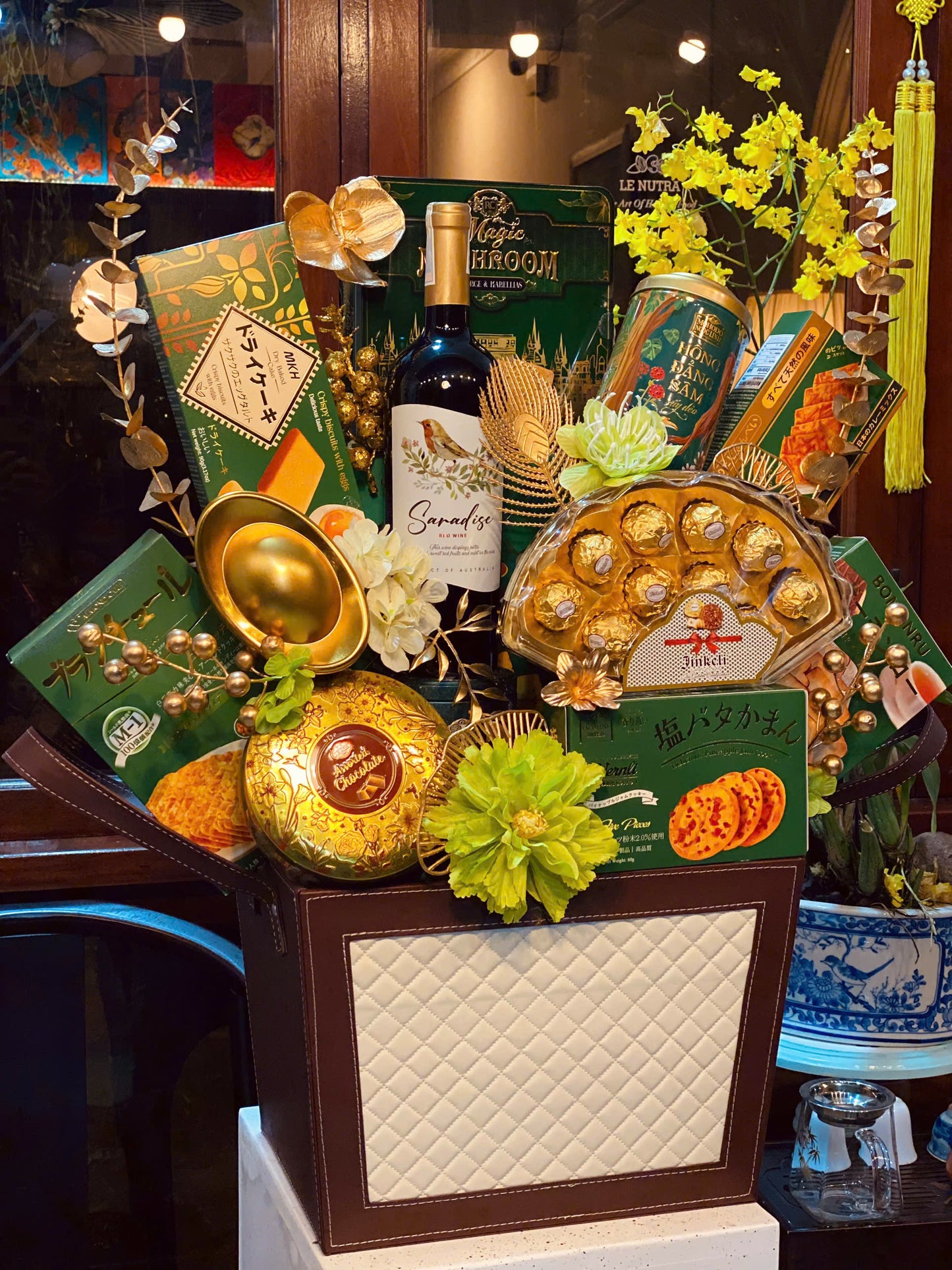 TET2026 HAMPER GIỎ DA 01