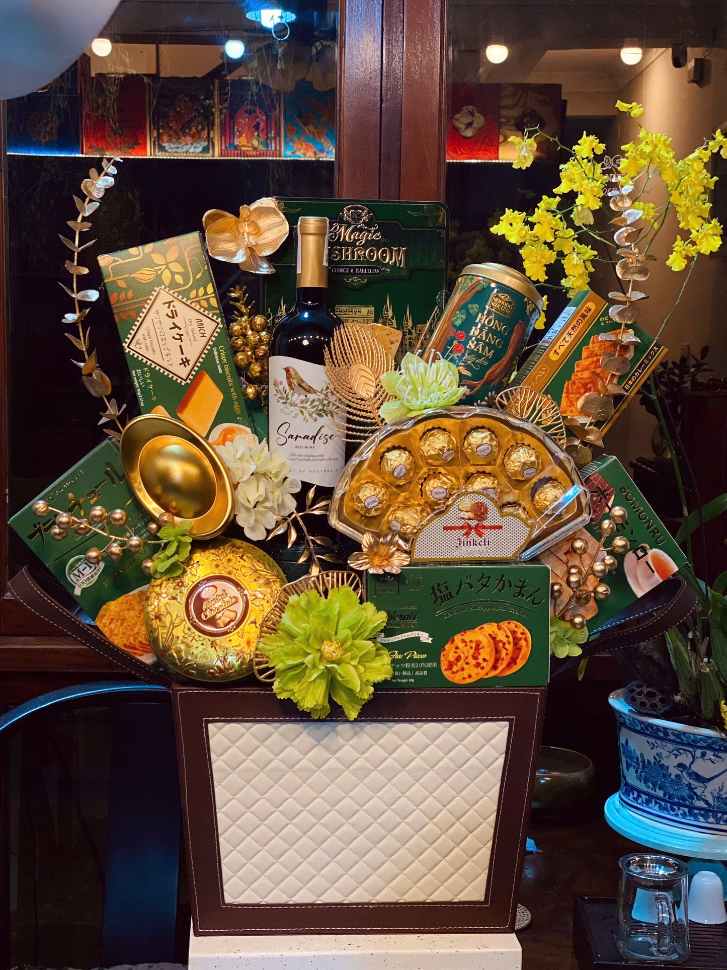 TET2026 HAMPER GIỎ DA 01