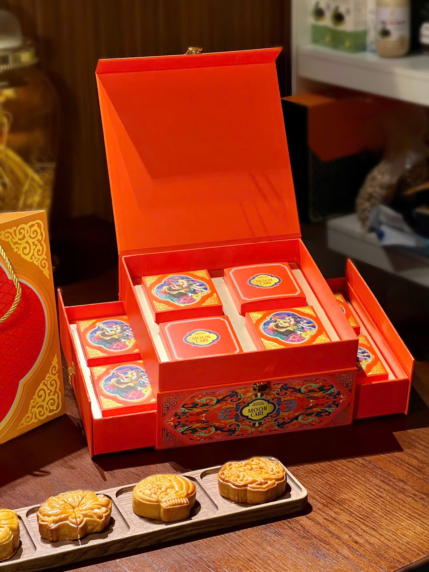 TRUNG THU 2025 MOONCAKE