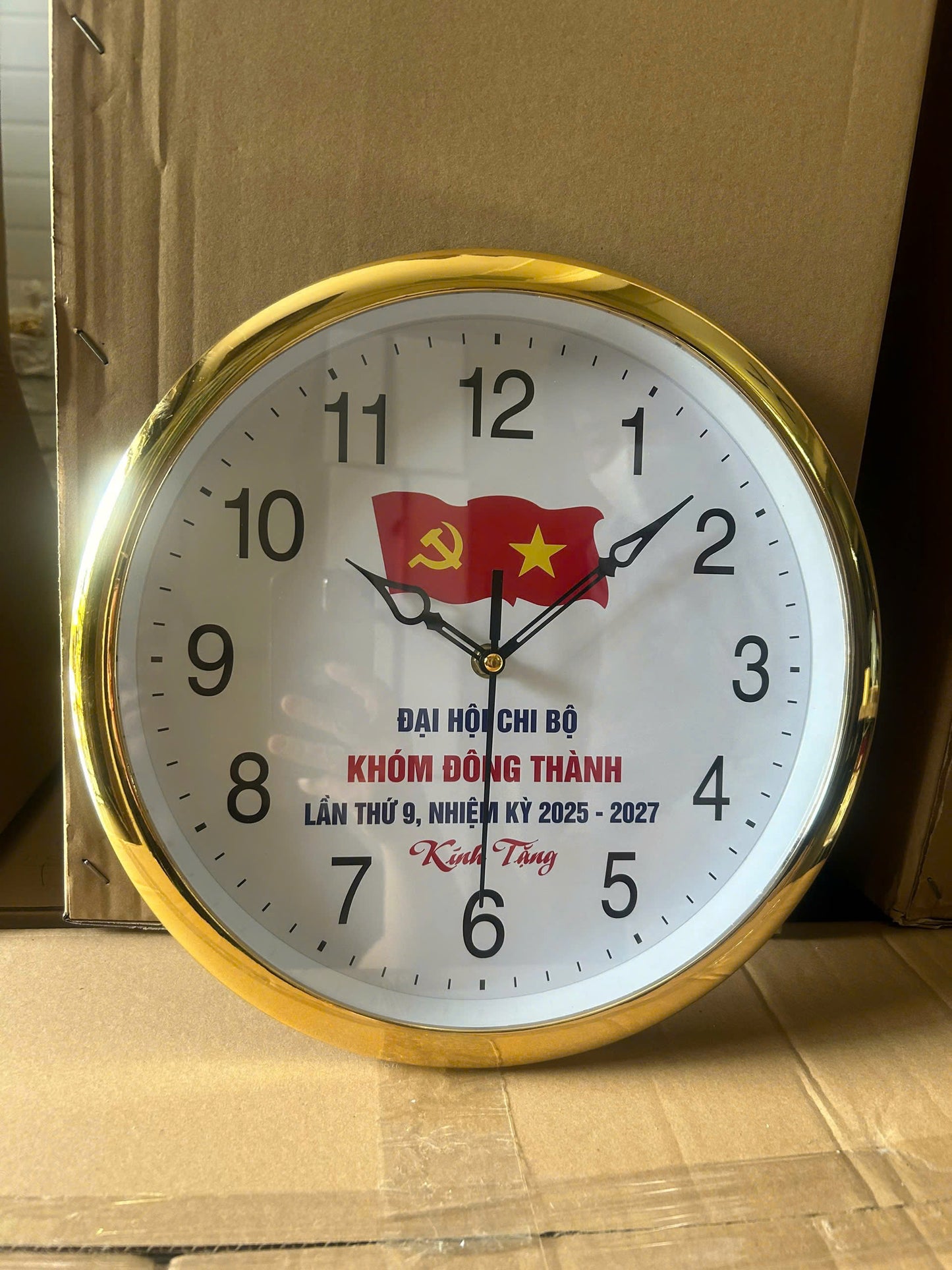 Đồng hồ treo tường