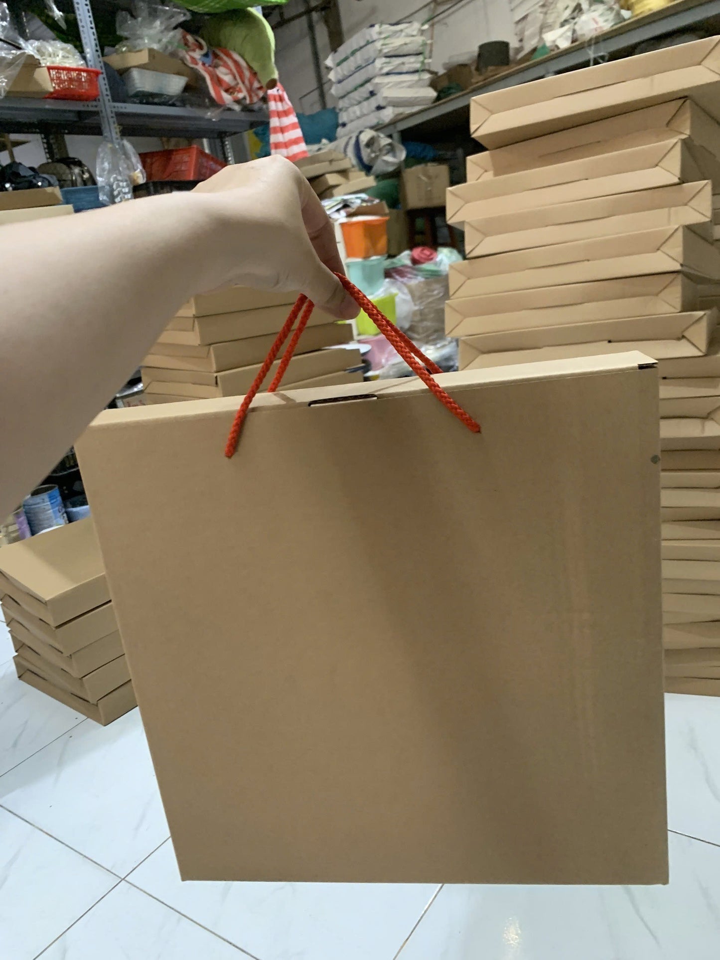 Đồng hồ treo tường