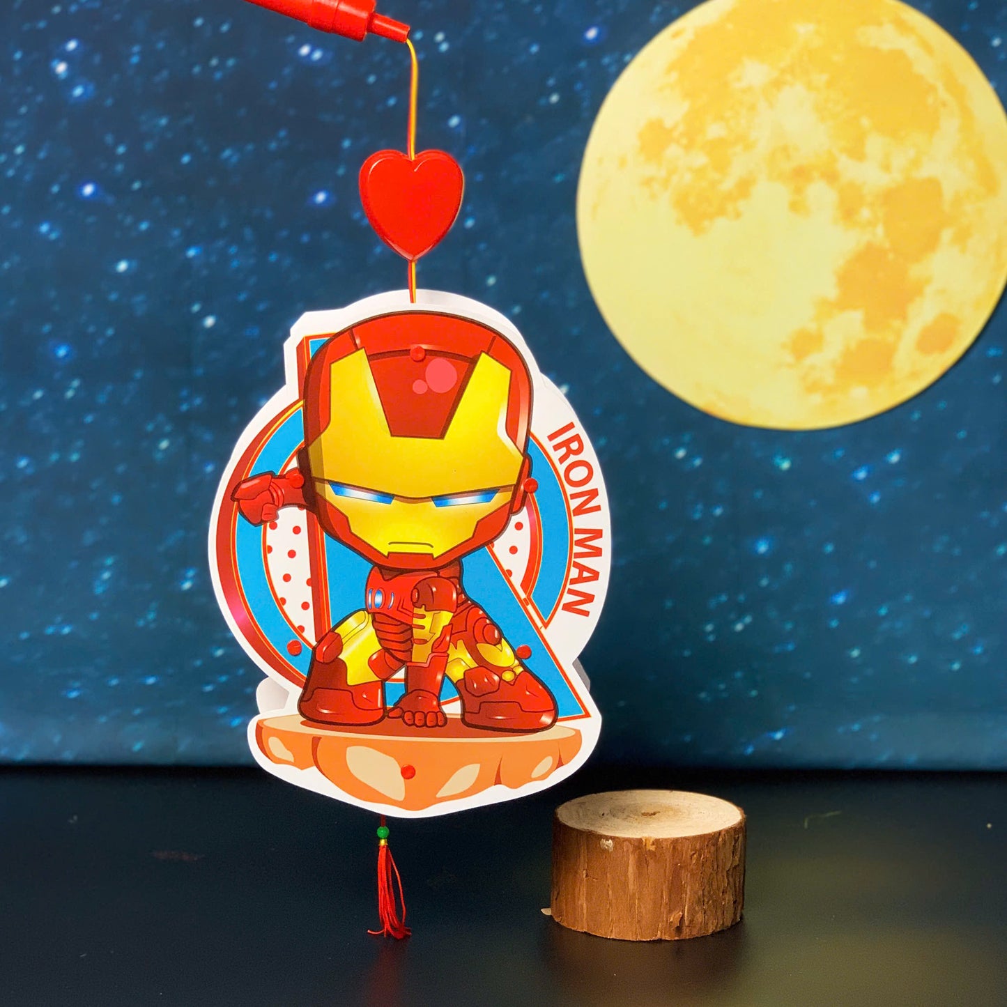 Lồng đèn trung thu có sẵn 2025