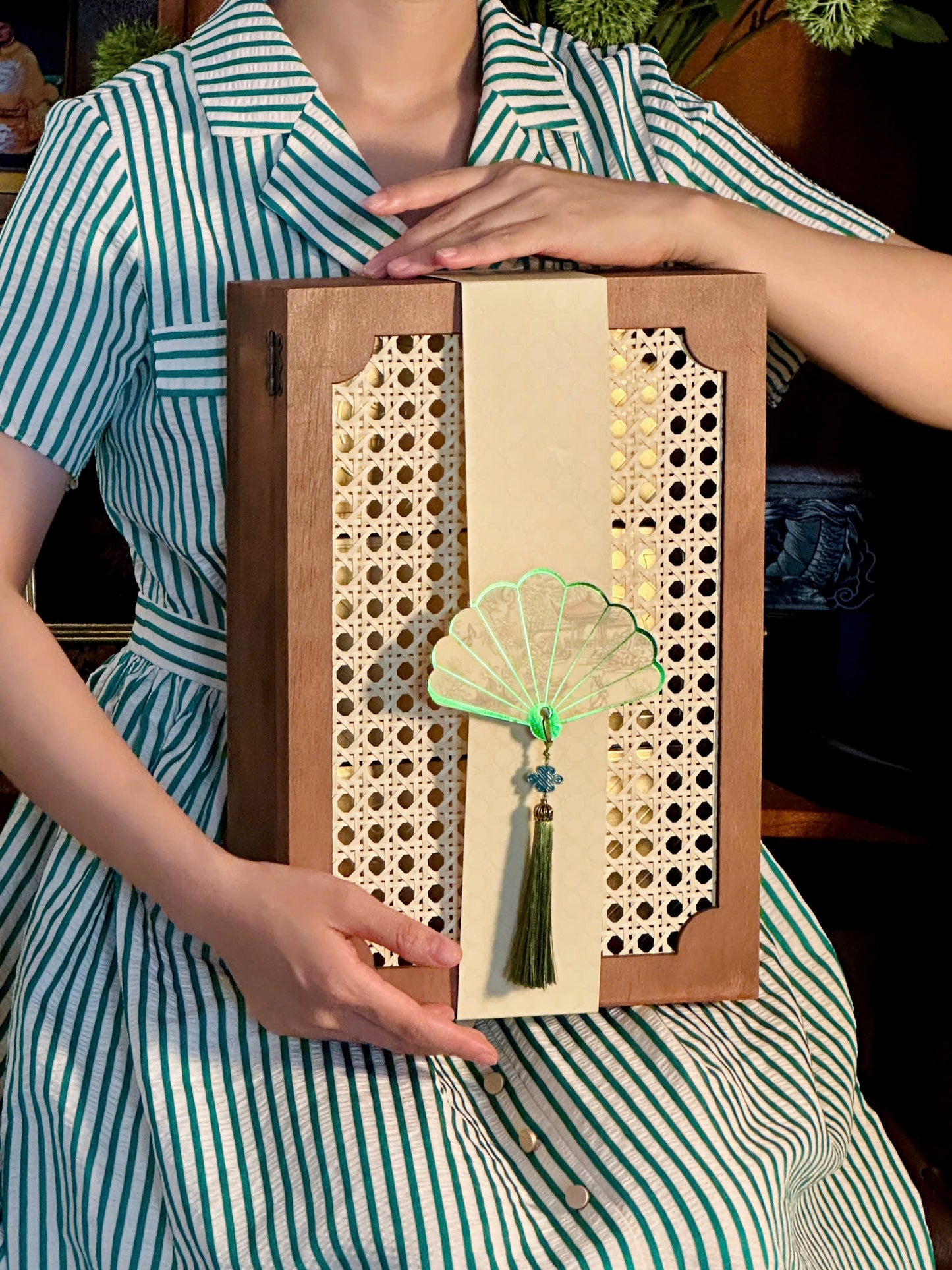 V03 BÁCH HOA (GỖ 6B)